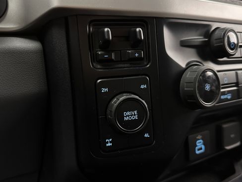 Used 2023 Ford F250 XLT w/ Snow Plow Prep Package image 16