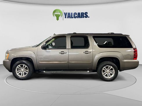 Used 2011 Chevrolet Suburban LT w/ Suspension Package, Off-Road AWD/4WD image 2