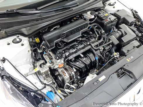Used 2022 Hyundai Elantra SEL FWD image 32