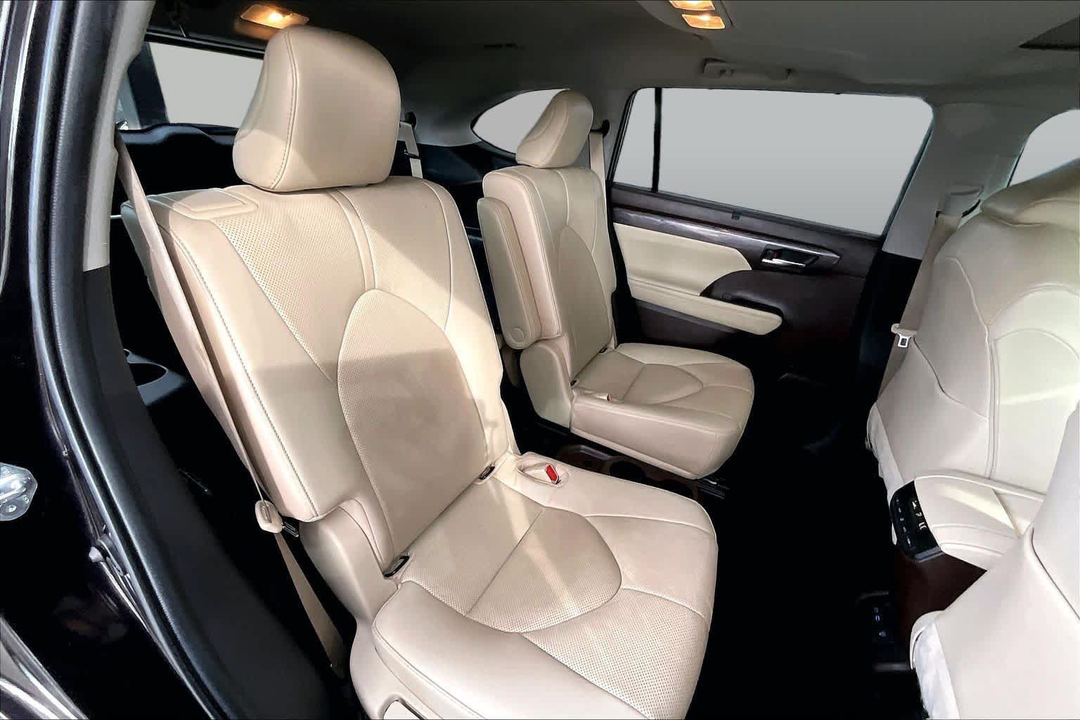 Used 2022 Toyota Highlander Limited AWD/4WD image 20