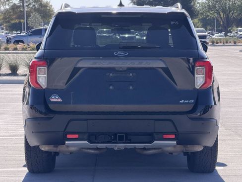 Used 2022 Ford Explorer Timberline w/ Timberline Technology Package AWD/4WD image 6