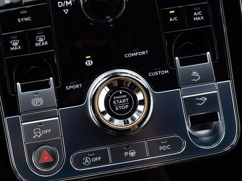 Certified 2023 Bentley Continental GT V8 AWD/4WD image 31