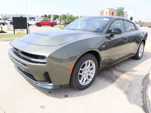 New 2026 Dodge Charger R/T AWD/4WD image 10