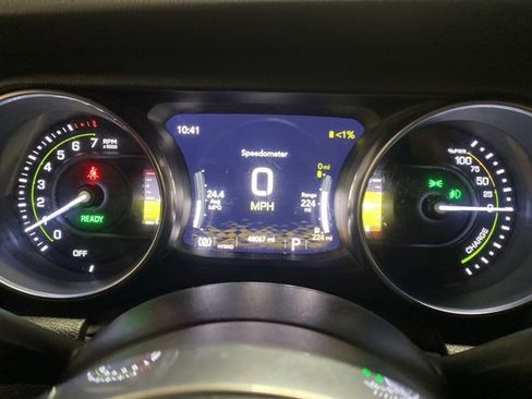 Used 2021 Jeep Wrangler Unlimited Sahara w/ Cold Weather Group image 8