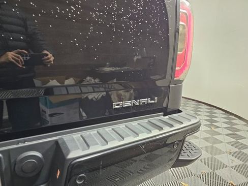 Used 2018 GMC Sierra 1500 Denali image 16