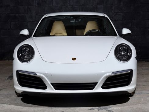 Used 2019 Porsche 911 Carrera S image 12