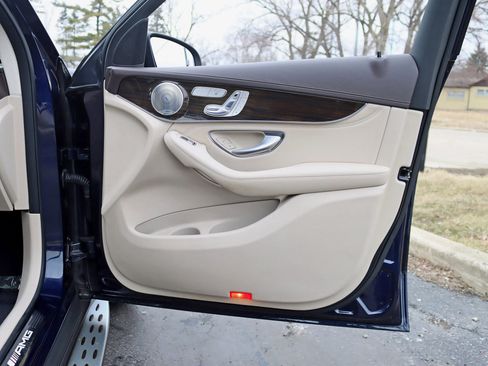 Used 2017 Mercedes-Benz GLC 43 AMG GLC 43 4MATIC Sport Utility 4D image 34