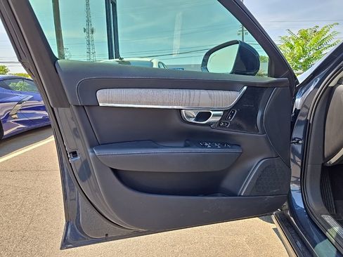 Used 2022 Volvo S90 B6 Inscription w/ Advanced Package AWD/4WD image 13