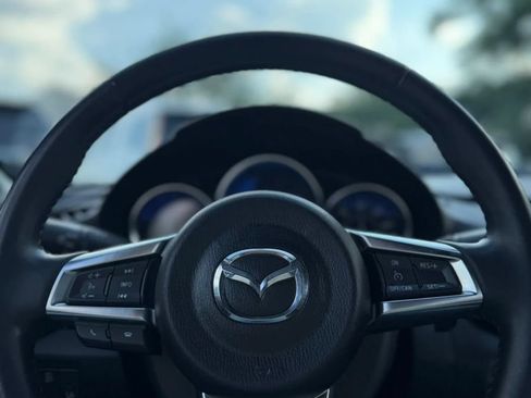 Used 2016 MAZDA MX-5 Miata Grand Touring RWD image 20