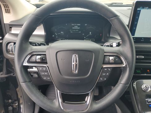 Certified 2023 Lincoln Nautilus AWD w/ Premium Package image 14