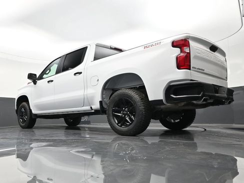 Used 2022 Chevrolet Silverado 1500 LT Trail Boss w/ Safety Package AWD/4WD image 24
