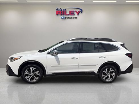 Certified 2022 Subaru Outback Touring XT w/ Popular Package #2 AWD/4WD image 2
