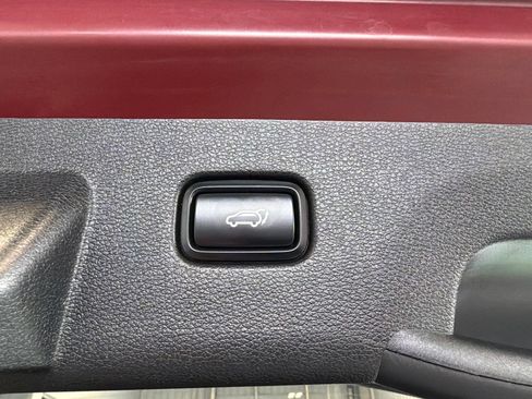 Used 2023 Kia Sportage X-Line w/ X-Line Premium Package AWD/4WD image 12