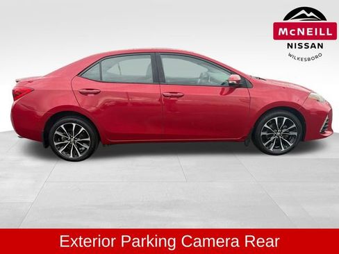 Used 2017 Toyota Corolla SE w/ Carpet Mat Package (TMS) FWD image 9