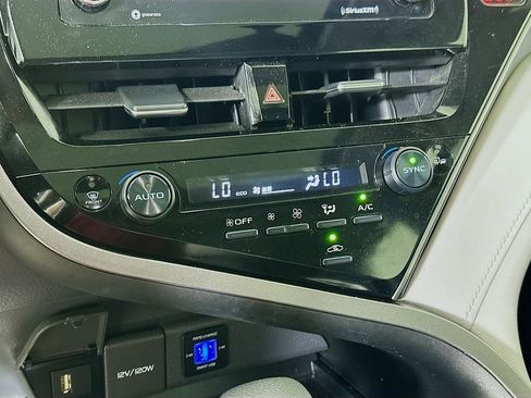 Used 2023 Toyota Camry LE w/ Convenience Package FWD image 14