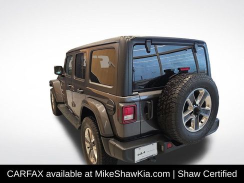 Used 2021 Jeep Wrangler Unlimited Sahara AWD/4WD image 4