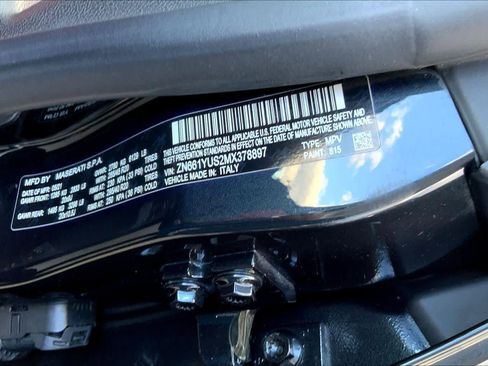 Used 2021 Maserati Levante S GranSport image 30