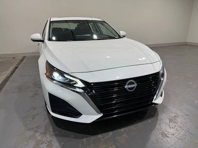 New 2025 Nissan Altima 2.5 SL