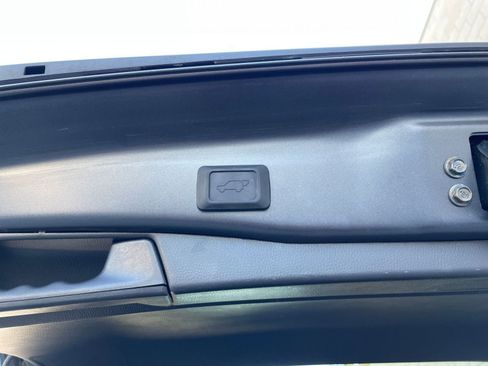 Used 2025 Toyota RAV4 XLE image 30