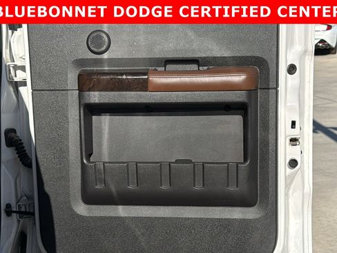 Used 2014 Ford F350 Platinum w/ FX4 Off-Road Package image 26