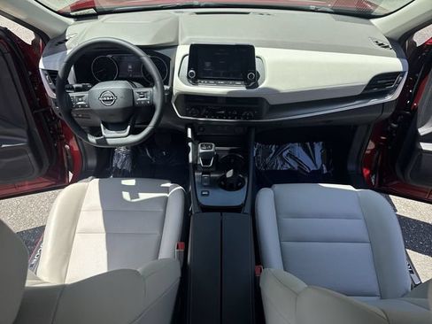 Used 2026 Nissan Rogue Dark Armor FWD image 9