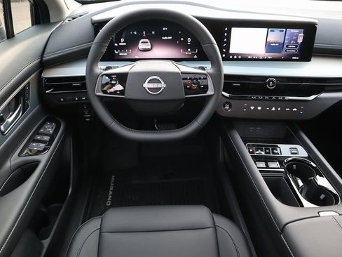 New 2025 Nissan Murano SL image 11