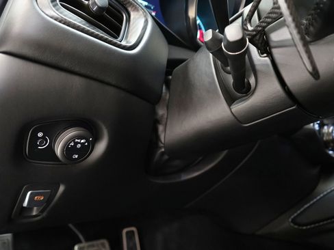 Used 2019 Aston Martin V8 Vantage Coupe image 15