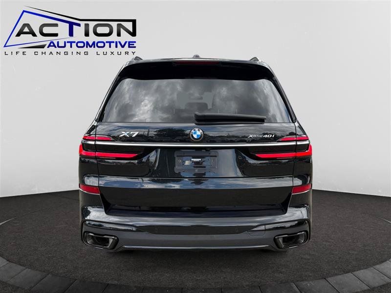 Used 2023 BMW X7 xDrive40i w/ M Sport Package AWD/4WD image 7