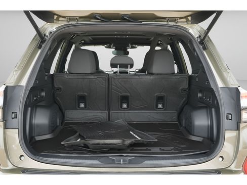 Used 2025 Subaru Forester Premium w/ Convenience Package #1 AWD/4WD image 12