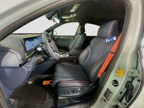 New 2026 Genesis GV80 3.5T e-SC AWD/4WD image 16