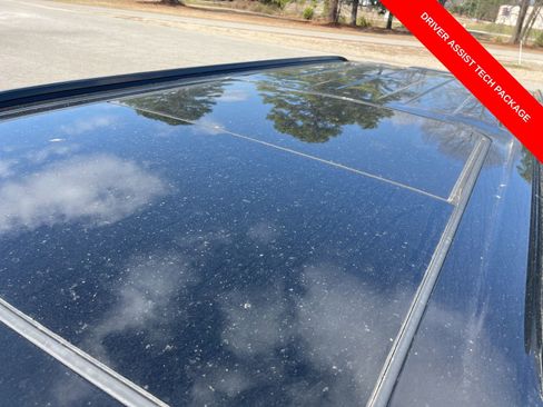 Used 2021 Cadillac Escalade ESV Sport w/ Driver Assist Tech Package image 11