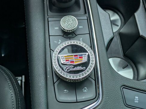 Used 2024 Cadillac XT5 Luxury image 26