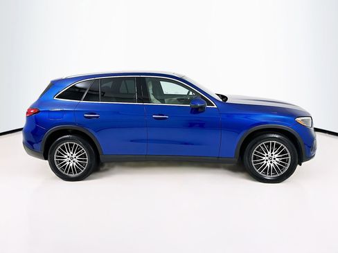 Used 2026 Mercedes-Benz GLC 300 image 9