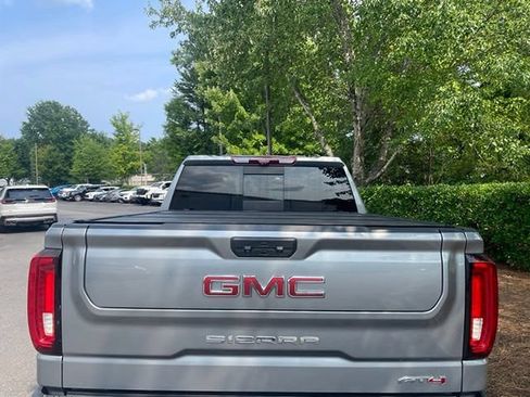 Used 2023 GMC Sierra 1500 AT4 w/ AT4 Premium Package AWD/4WD image 3