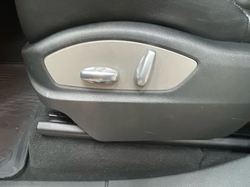Used 2014 Porsche Cayenne AWD/4WD image 17