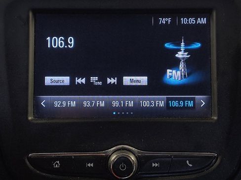 Used 2018 Chevrolet Equinox LS FWD image 25