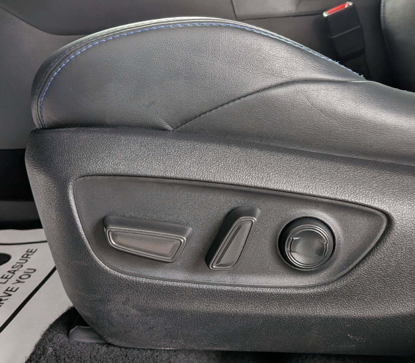 Used 2022 Toyota RAV4 XSE AWD/4WD image 16