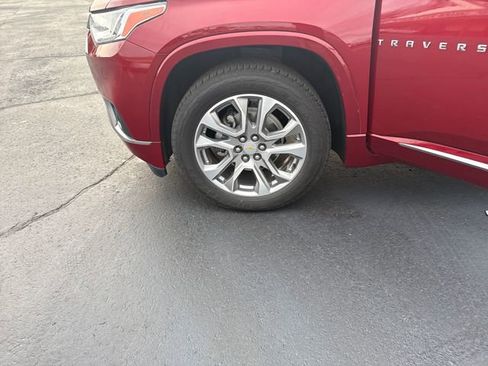 Used 2020 Chevrolet Traverse Premier image 25