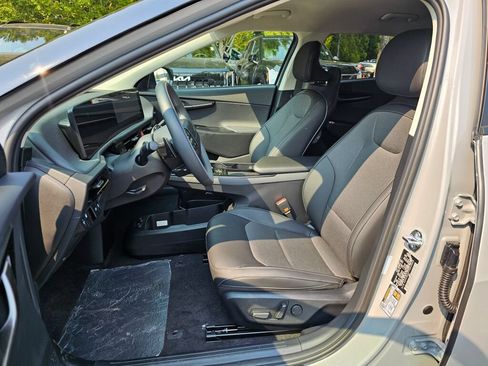 New 2026 Kia EV6 Light AWD/4WD image 19