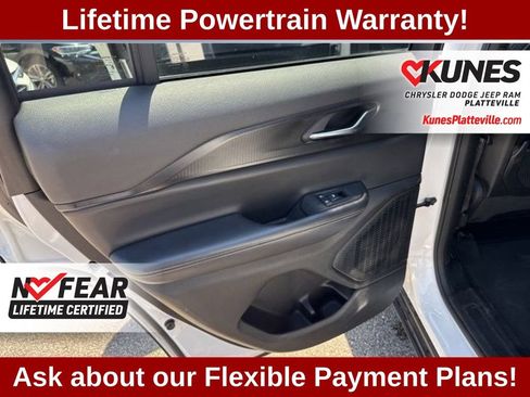 Used 2024 Jeep Grand Cherokee Altitude AWD/4WD image 34