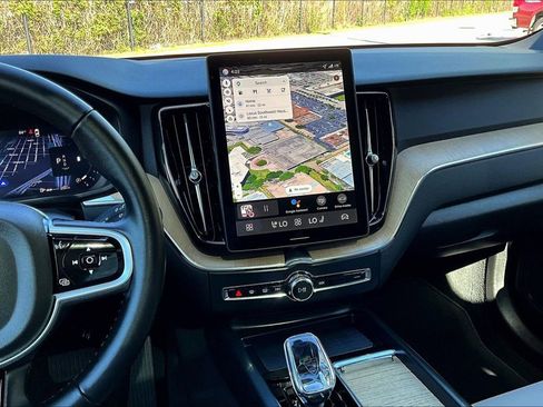 Used 2026 Volvo XC60 B5 Plus w/ Protection Package Premier image 9