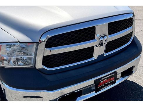 Used 2016 RAM 1500 ST w/ SXT Appearance Group image 31