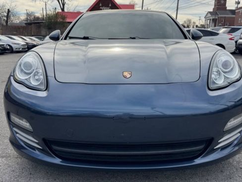Used 2011 Porsche Panamera RWD image 11
