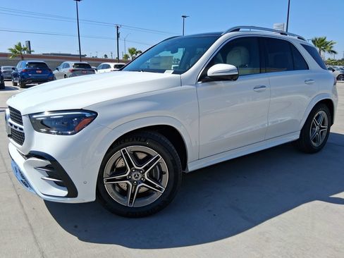 New 2026 Mercedes-Benz GLE 580 4MATIC image 3