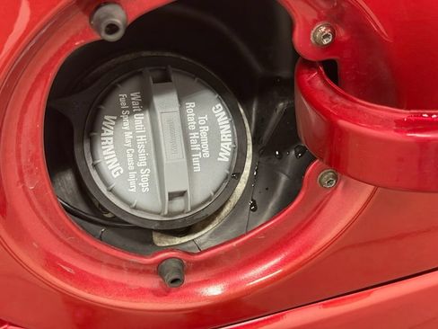Used 1996 Ford Mustang GT RWD image 13