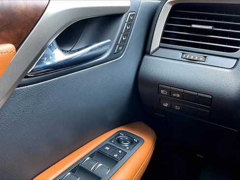 Used 2022 Lexus RX 350L FWD w/ Premium Package image 36