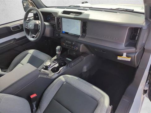 New 2026 Ford Bronco 2-Door AWD/4WD image 16