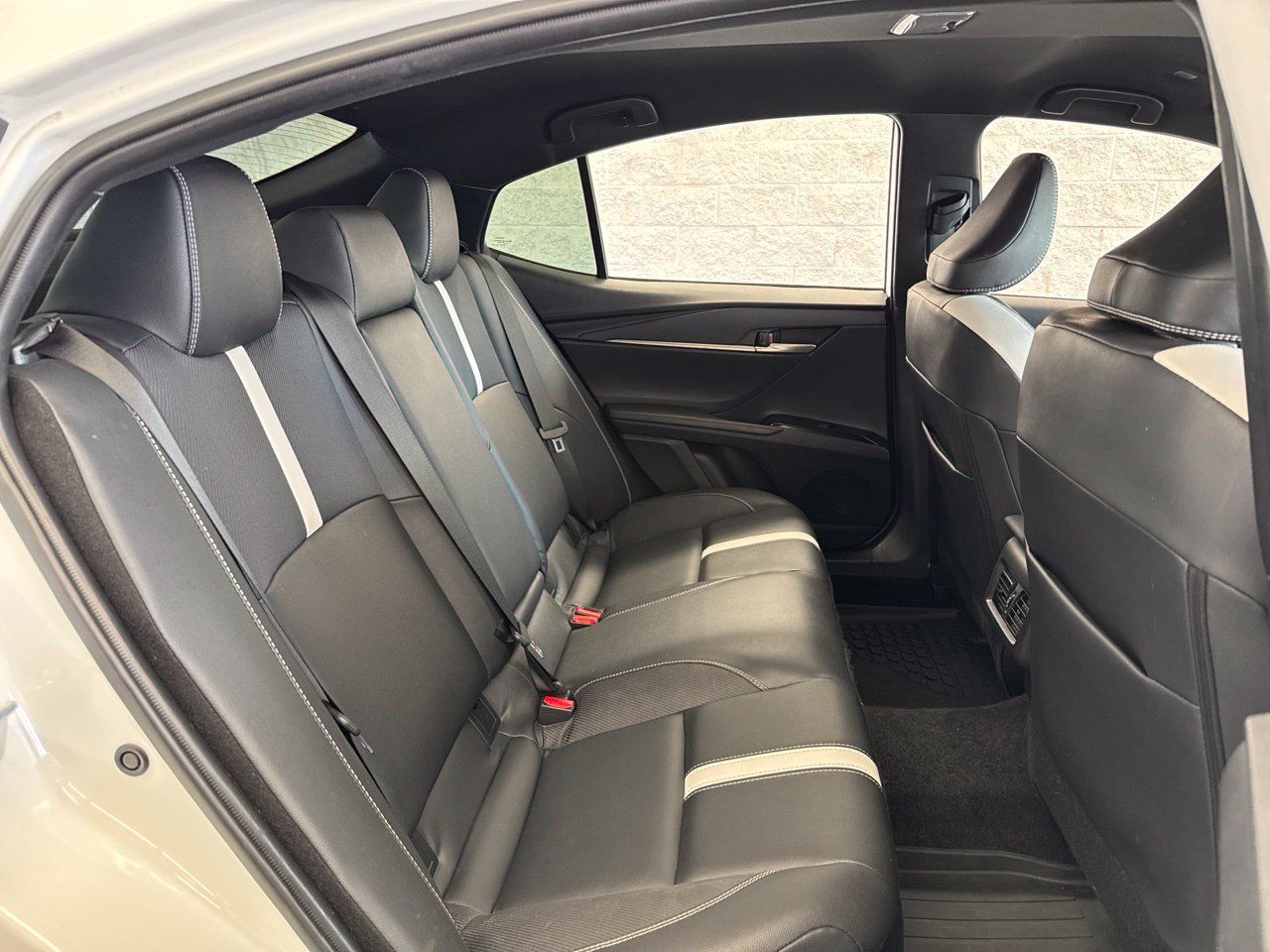 Used 2026 Toyota Camry SE w/ Multimedia Upgrade Package FWD image 40