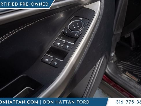 Certified 2022 Ford Explorer XLT w/ Class IV Trailer Tow Package AWD/4WD image 16