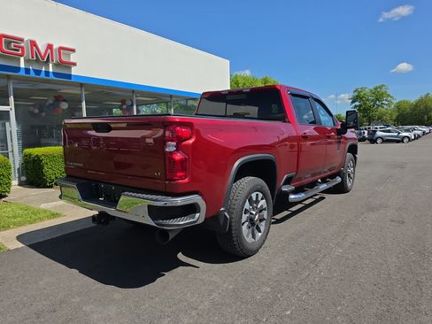 Used 2024 Chevrolet Silverado 2500 LT w/ All Star Edition AWD/4WD image 3